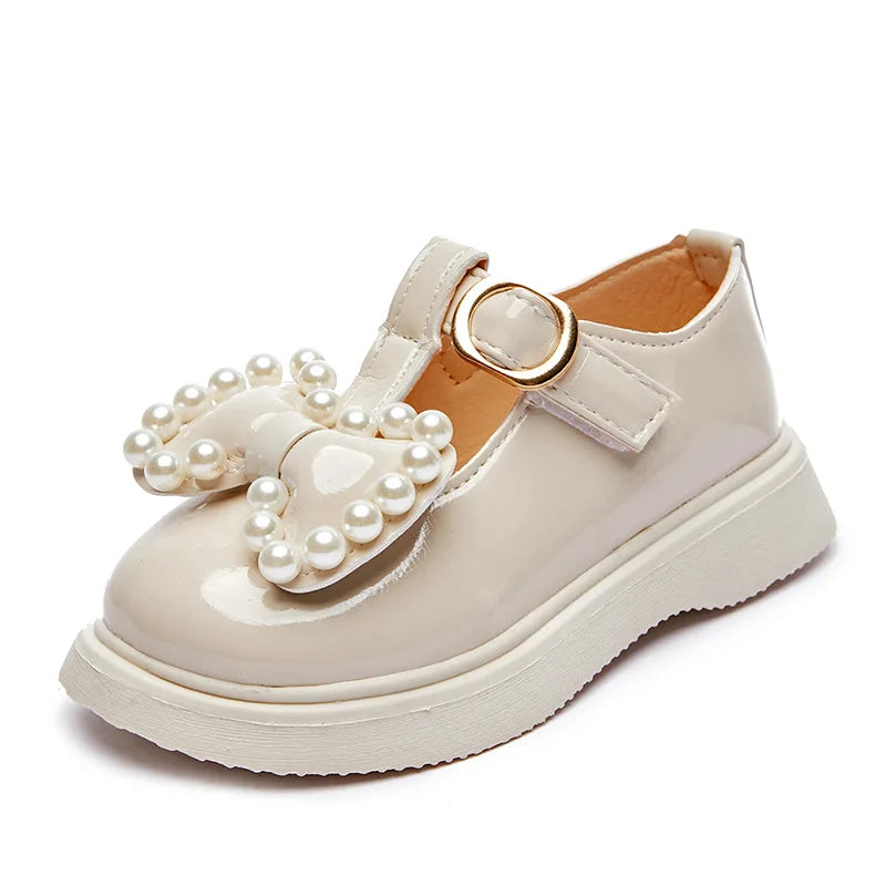 Pearls Beading Leather Shoes with Bow-knot